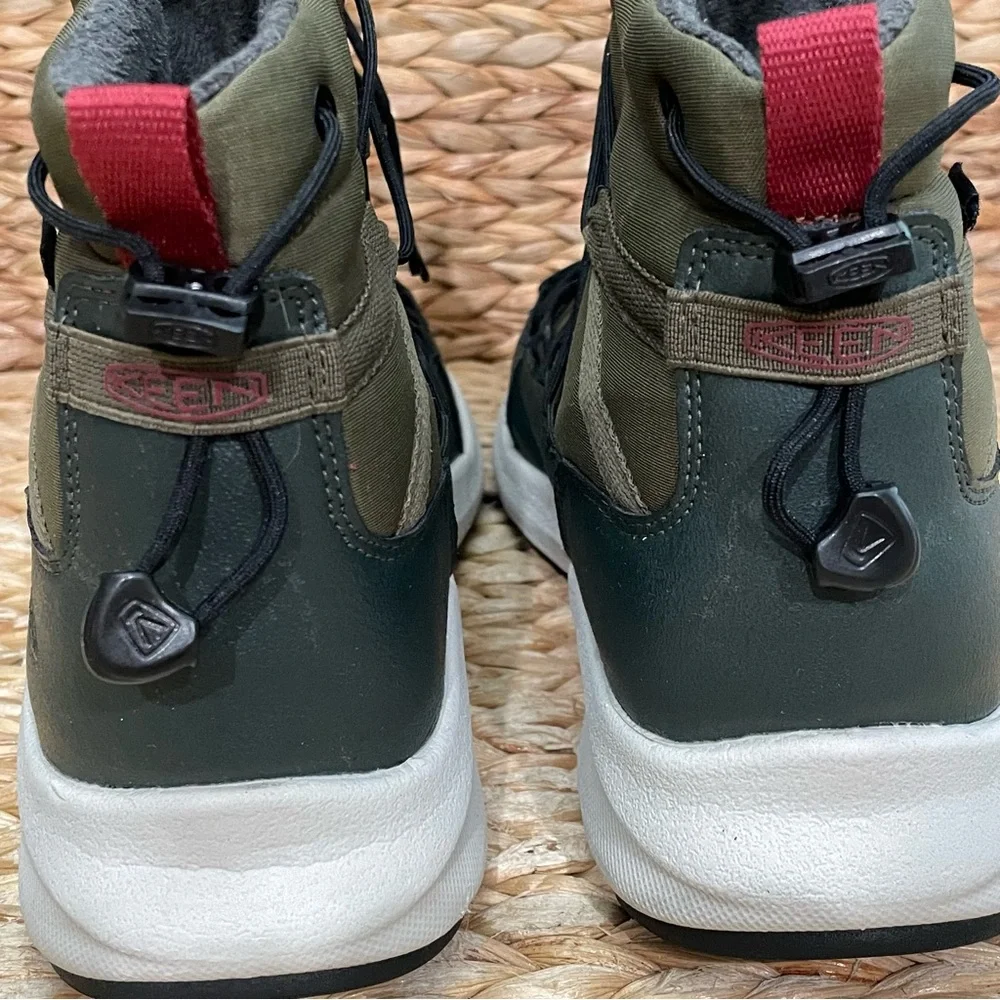 Keen Uneek‎ Chukka Waterproof Sneaker Dark Olive